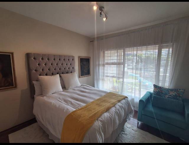 80M² APARTMENT BLOCK FOR SALE IN BASSONIA